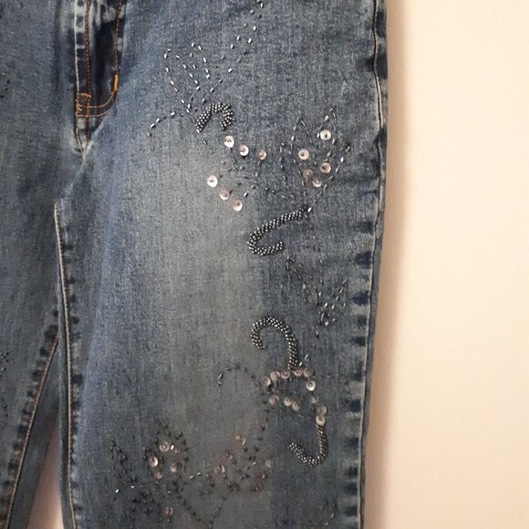 NWOT Frilli Exchange blue wash denim jeans w/ sequin & bead embellishments, 7 - Picture 8 of 13